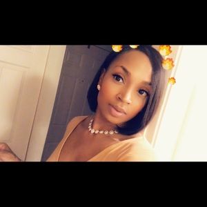 Meet your Posher, Cherrita